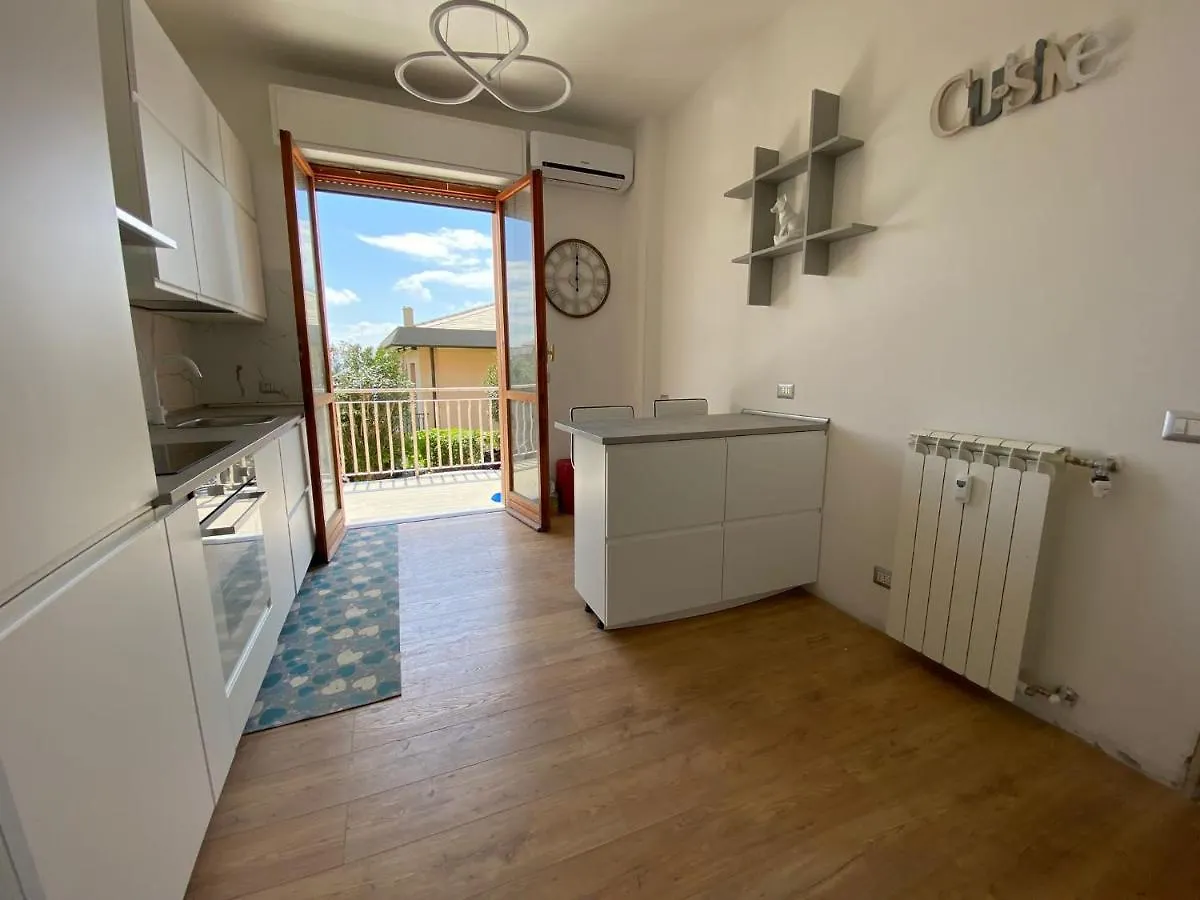 Cogoleto Apartment